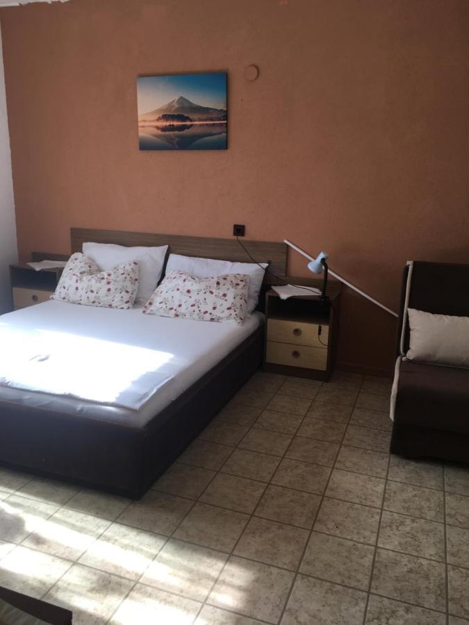 Apartmani Cubela تروغير المظهر الخارجي الصورة