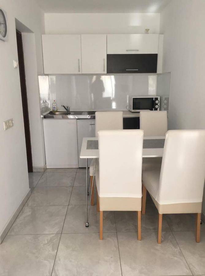 Apartmani Cubela تروغير المظهر الخارجي الصورة