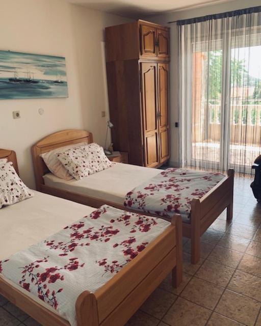 Apartmani Cubela تروغير المظهر الخارجي الصورة